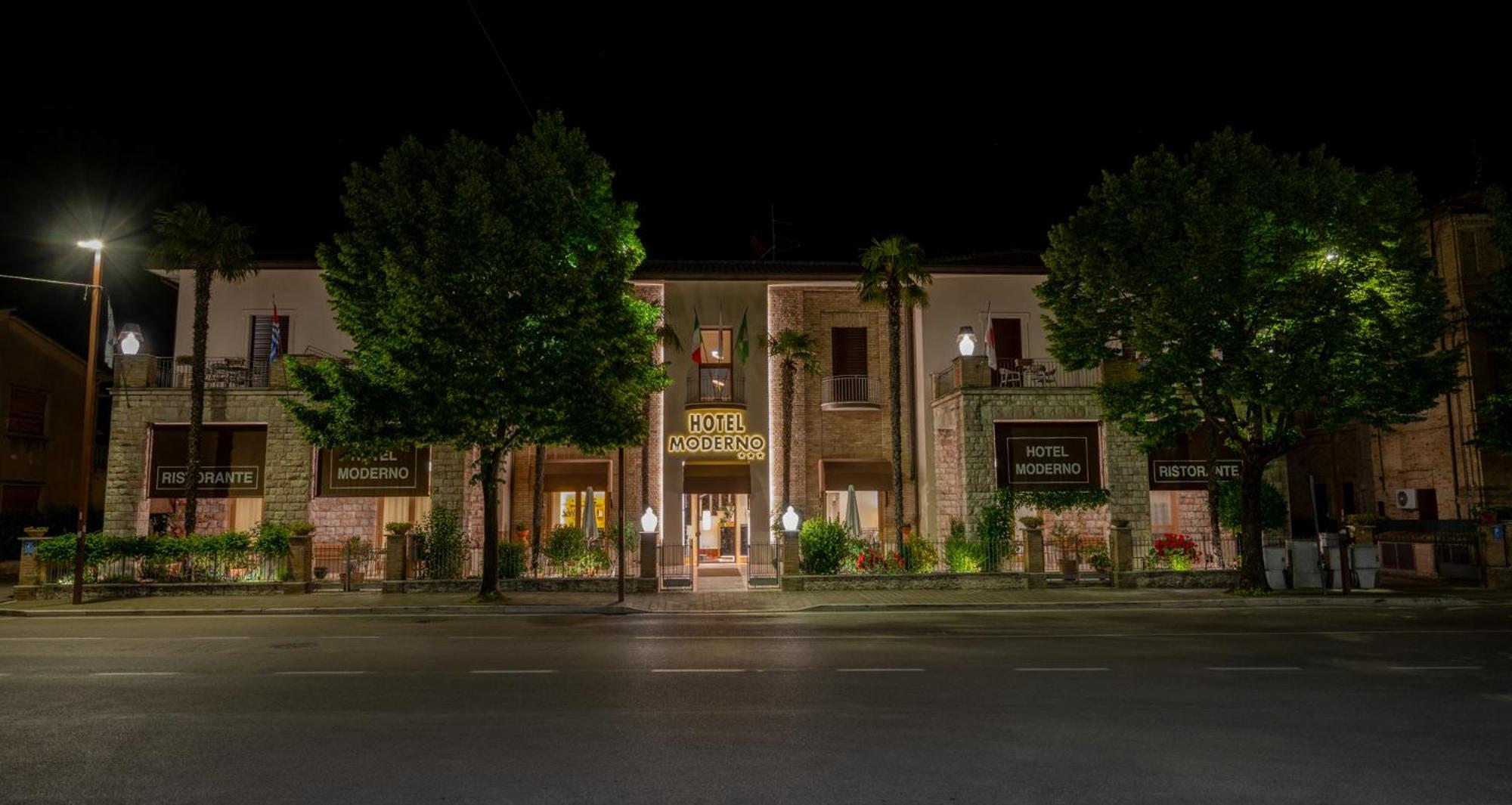 Hotel Moderno Asís Exterior foto